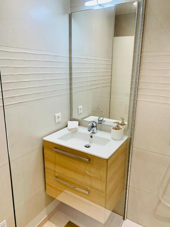 Апартаменты Studio Confort 35M2 Renove, Equipe Et Climatise, Tout Se Fait A Pied! Антиб Экстерьер фото